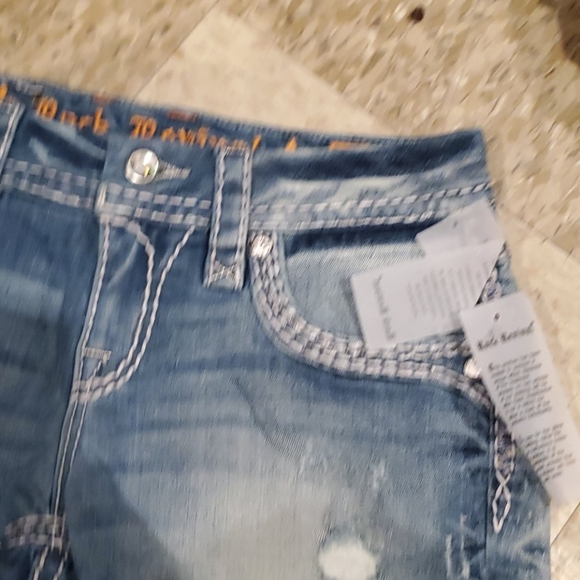 Womens rock revival jean shorts - Picture 4 of 4